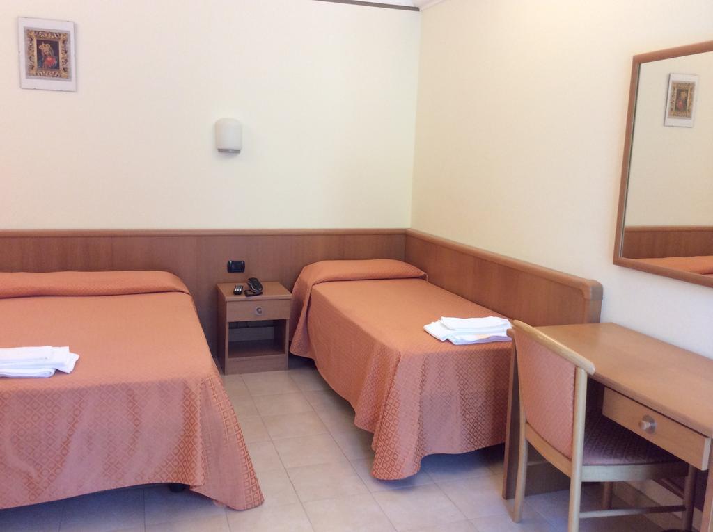Hotel Il Saraceno โวลัสตรา ห้อง รูปภาพ