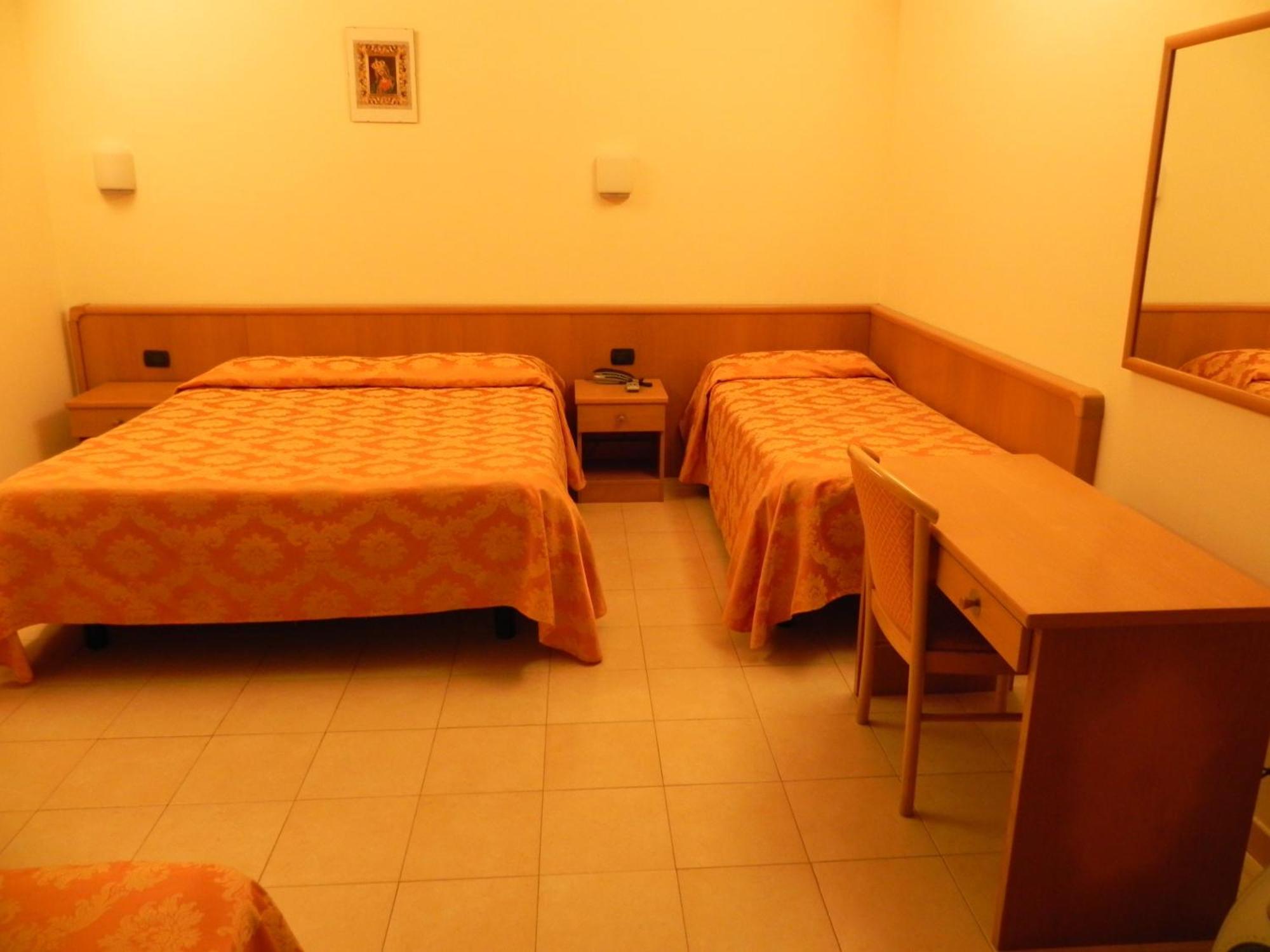 Hotel Il Saraceno โวลัสตรา ภายนอก รูปภาพ