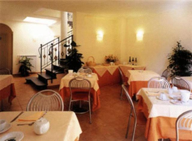 Hotel Il Saraceno โวลัสตรา ภายนอก รูปภาพ